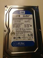 Western Digital WD10EZEX Caviar Blue SATA 3.5 merevlemez, 1TB, 7200rpm 64M cache jó állapotban. 8130 órás futásidő.