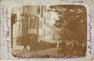 1914 Budapest I. Tabán, Polgári fiúiskola a Fehérsas téren (a kép készültekor a katonák szálláshelye). photo