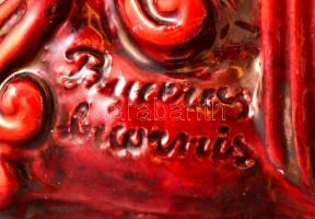 Zsolnay ökörvérmázas Buceros bicornis (nagy szarvascsőrűmadár), formába préselt porcelánfajansz, jel...