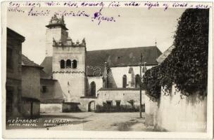 36 db régi magyar és történelmi magyar városképes lap, közte pár fotó; vegyes minőség / 36 pre-1945 ...