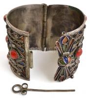 cca 1900 rekeszzománc berakásos fém karcsat, jelzés nélkül, m:6,5 cm, belül: 8,8×5,7 cm