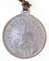 1899. "Aradi Nemzeti Szövetség / 1849-1899 Október 6. - Arad" Al emlékérem szalagon, benne...