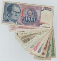 Vegyes 12db-os külföldi bankjegy tétel, közte olasz, csehszlovák, ukrán és bolgár bankjegyek T:III,I...