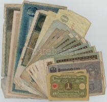 Német Birodalom / Weimar Köztársaság 1906-1923. 20db-os vegyes német bankjegy tétel T:III,III- German Empire / Weimar Republic 1906-1923. 20pcs of various German banknotes C:F,VG