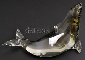 cca 1970 Livio Seguso (1930-): Foka. Fújt üvegplasztika, jelzett, alján karcolás nyomokkal, h:20 cm,...