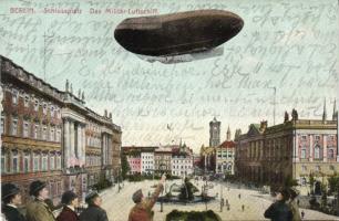 Berlin with military balloon