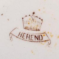 Óherendi tányér, kézzel festett, jelzett, kopásokkal, lepattanásokkal, d: 24,5 cm