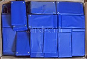 Nagy doboznyi (~100db) kisméretű (~170x85mm), műbőr éremtartó album, lapok nélkül. Új állapotban, de...