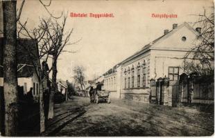 1913 Nagyatád, Hunyady utca, lovaskocsi. Benyák János kiadása (EK)