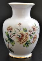 Hollóházi váza, kézzel festett, jelzett, apró kopásokkal, m: 18 cm