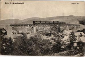 1913 Nyitrabánya, Handlová; Vasúti híd vonattal. Kiadja Tonhauser I. / railway bridge with train