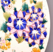 cca 1900 Fischer Ignác falitál, kézzel festett, aranyozott porcelánfajansz, festés több helyen lekop...