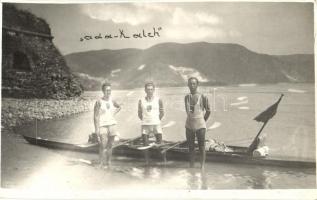 1927 Ada Kaleh, evezősok a csónaknál, sport / rowing boat with the rowers. Meggyesy photo (EK)