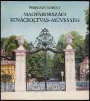Pereházy Károly Magyarországi kovácsoltvas-műveltség. Bp., 1982, Corvina. Kiadói egészvászon-kötés, kiadói papír védőborítóban, jó állapotban.