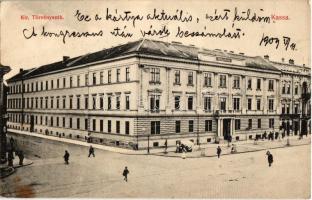 1909 Kassa, Kosice; Királyi törvényszék A Közigazságnak, utcai árus bódéja / court, street vendorss stall (EK)