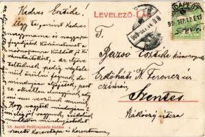 1909 Aszód, Ágostai hitvallású evangélikus leánynevelő intézet udvara a növendékekkel