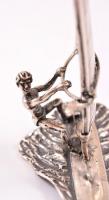 Ezüst(Ag) szörföző női figura, jelzett, m: 6 cm, nettó: 31,6 g