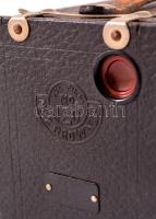 cca 1916 Kodak Eastman Brownie No.2 Model E box fényképezőgép, kissé kopottas állapotban / Vintage K...