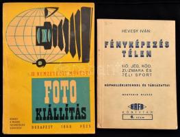 Hevesy Iván: Fényképezés téten. Képmellékletekkel és táblázattal. Hafa, cca 1930. 32p.  + 1959 III. nemzetközi művészi fotó kiállítás.