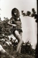 cca 1983 Szabadban szabadon, szolidan erotikus felvételek, 13 db vintage negatív + 1 db mai nagyítás...