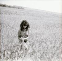 1986 Tés, szolidan erotikus felvételek a szélmalomnál, 11 db vintage negatív Menesdorfer Lajos (1941...