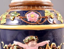 XIX. sz. vége: Gerbing & Stephan majolika váza. Kézzel festett, jelzett, hibátlan / Gerbing &...