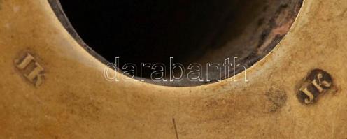 Végvári magyar vitézeket ábrázoló, nagyméretű,  faragott tajtékpipa, ezüst szerelékkel (mesterjegy: ...