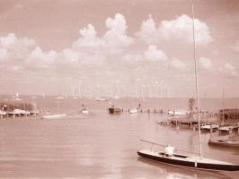 1961 Balatonfüred, Tiszavölgyi József (1909-?) budapesti fotóriporter hagyatékából 77 db vintage neg...
