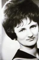 cca 1967 A Beatles együttesről és más sztárokról készített, 21 db reprodukciós negatív Fekete György...