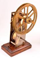 cca 1900 Deckert és Homolka budapesti gyártmányú morze távíró készülék. 16 000 mérföld hatótávolságú...