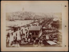 1890 Konstantinápoly, Pont de Galata, G. Berggren albumin fotó, kartonra ragasztva, 21×27 cm / Constantinople, Pont de Galata, vintage photo