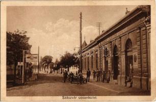 Szászvár, utcakép, Mobiloil töltőállomás, kerékpáros és oldalkocsis motorkerékpár, Szoboszlay József és Schetl István üzlete