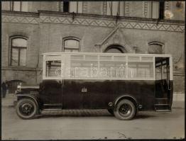 cca 1930 Rába buszok és teherautók eredeti termékfotói. Glück Frigyes pecséttel jelzett fotói. Nagym...