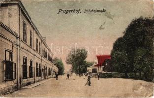 40 db régi magyar és történelmi magyar városképes lap / 40 pre-1945 Hungarian and Historical Hungari...