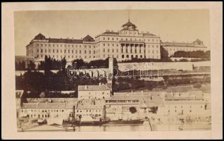 cca 1865 A Budavári Palota kupola nélküli látképe, keményhátú fotó, szép állapotban, 6,5×10,5 cm