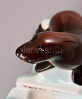 cca 1930 Tatai brikett fókás dekoratív Kispest porcelán reklám hamutartó, kis kopásnyomokkal, 16×14 ...