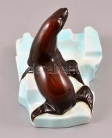 cca 1930 Tatai brikett fókás dekoratív Kispest porcelán reklám hamutartó, kis kopásnyomokkal, 16×14 ...