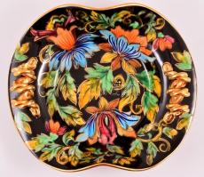 H. Bequet Quaregnon belga falitál, kézzel festett mázas kerámia, jelzett, kopott aranyozás, 36×32 cm...