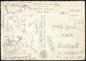 cca 1960 Az MTK labdarúgóinak aláírásai Egyiptomból küldött levelezőlapon (Börzsei, Danszky, Bödör, stb.)