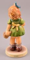 Goebel/Hummel virágcsokros kislány, kézzel festett kerámia, jelzett, apró kopás nyomokkal, m:13,5 cm
