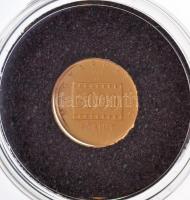 2013. 5000Ft Au "Robert Capa" tanúsítvánnyal (0,5g/0.999) T:P Hungary 2013. 5000 Forint Au...