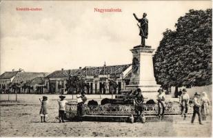Nagyszalonta, Salonta; Kossuth szobor, tér, Szilágyi és Társa üzlete. Döme Károly kiadása / statue, square, shops
