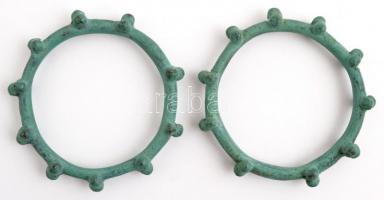 Kelta karperec pár. Réz replika. Patinás / Antique Celtic bracelet pair replica. d: 8 cm