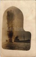 Menekülő (füstjéből következtetve) kereskedelmi hajó megtorpedózása, mely a robbanás nagyságából ítélve a kazánteret érhette / WWI Austro-Hungarian Navy K.u.K. Kriegsmarine torpedoed merchant ship. photo (EK)