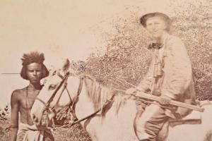 1881 Esterházy Mihály (1853-1906): Gróf Esterházy Mihály afrikai vadászaton, fotó, kartonra ragasztv...