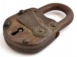 Régi lakat, kulcs nélkül