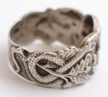 SS-Ehrenring / "Totenkopf" becsületgyűrű, ezüst (Ag.), jelzett, méret: 64, nettó 9 g