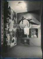 cca 1940 a Magyar Pavilon azonosítatlan kiállításon, 11 db fotó francia, illetve belga műtermekből, ...