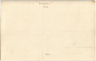 "Suppan" a DDSG Supan típusú oldalkerekes személyhajója a Dunán / Hungarian sidewheeler pa...