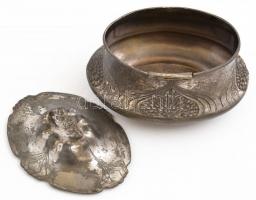 Szecessziós fém fedeles tartó, sérült (teteje különvált), 15×12,5×9 cm